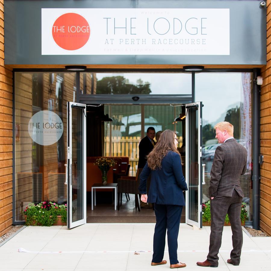 The Lodge At Perth Racecourse Kültér fotó